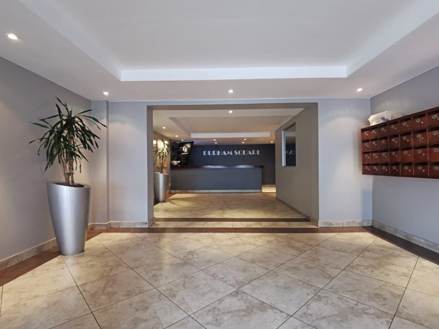 To Let 1 Bedroom Property for Rent in Salt River Western Cape